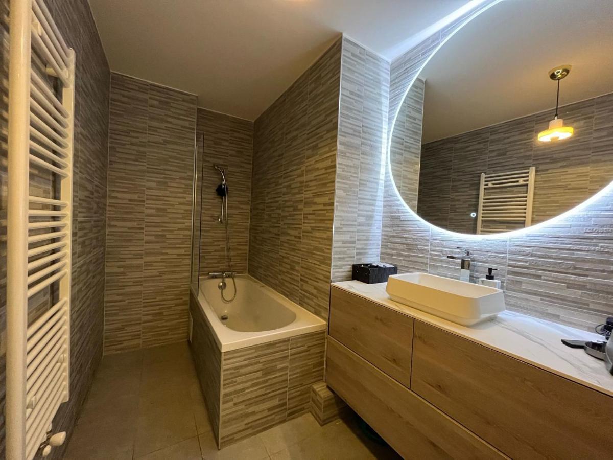 Appartement Luxueux Climatise Avec Terrasse, 6 Couchages - 17Eme Arrondissement De Paris Clichy Exteriör bild