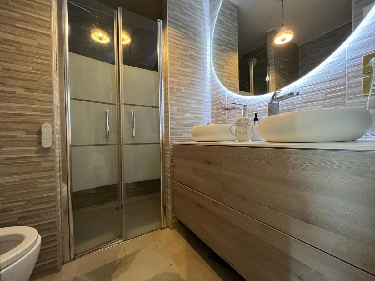 Appartement Luxueux Climatise Avec Terrasse, 6 Couchages - 17Eme Arrondissement De Paris Clichy Exteriör bild