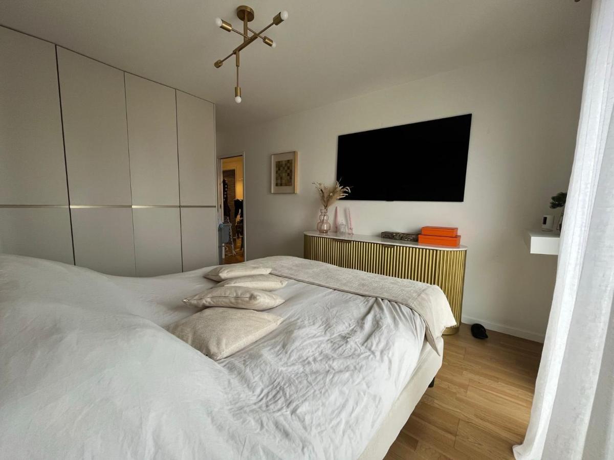 Appartement Luxueux Climatise Avec Terrasse, 6 Couchages - 17Eme Arrondissement De Paris Clichy Exteriör bild